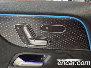Mercedes-Benz GLA-Class GLA250 4MATIC 2025 года из Южной Кореи