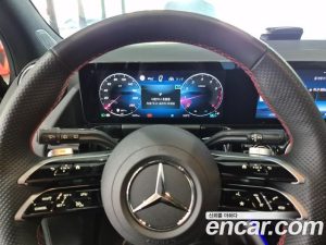 Mercedes-Benz GLA-Class GLA250 4MATIC 2025 года из Южной Кореи