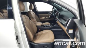 Kia Sorento HEV 1.6 2WD 2024 года из Южной Кореи