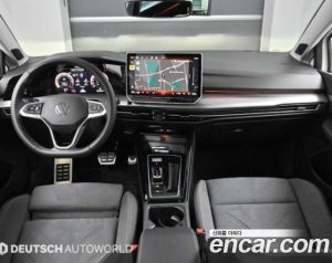 Volkswagen Golf 2.0 TDI Prestige 2025 года из Южной Кореи