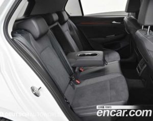 Volkswagen Golf 2.0 TDI Prestige 2025 года из Южной Кореи