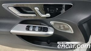 Mercedes-Benz EQE EQE350 4MATIC 2023 года из Южной Кореи
