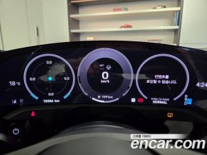 Porsche Taycan 4S 2025 года из Южной Кореи