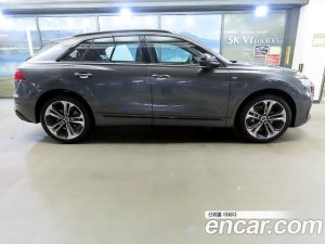 Audi Q8 50 TDI 4WD Premium 2026 года из Южной Кореи