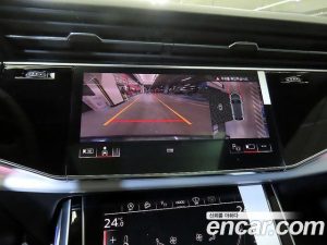Audi Q8 50 TDI 4WD Premium 2026 года из Южной Кореи
