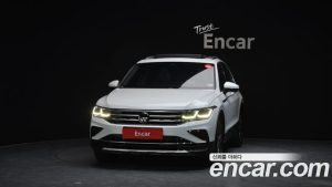 Volkswagen Tiguan 2.0 TDI Prestige 2023 года из Южной Кореи