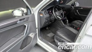 Volkswagen Tiguan 2.0 TDI Prestige 2023 года из Южной Кореи