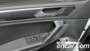 Volkswagen Tiguan 2.0 TDI Prestige 2023 года из Южной Кореи