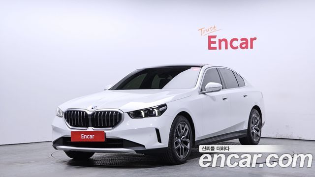 BMW 5-Series 520i 2025 года из Кореи