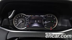 Land Rover Range Rover Evoque P250 SE 2023 года из Южной Кореи