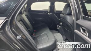Kia K5 1.6 Turbo 2025 года из Южной Кореи
