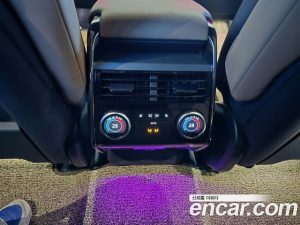 Land Rover Range Rover Sport P550E Dynamic HSE 2025 года из Южной Кореи