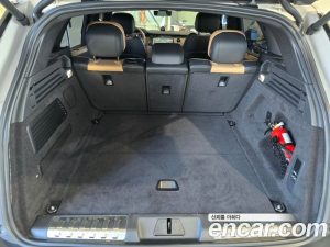 Land Rover Range Rover Sport P550E Dynamic HSE 2025 года из Южной Кореи
