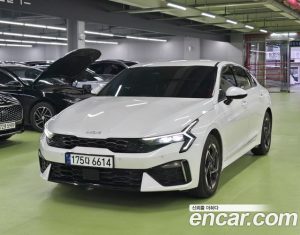 Kia K5 2.0 2025 года из Южной Кореи
