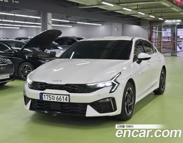 Kia K5 2.0 2025 года из Кореи