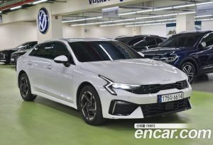 Kia K5 2.0 2025 года из Южной Кореи