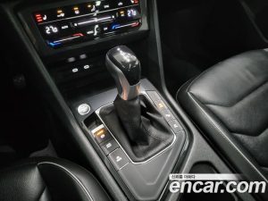 Volkswagen Tiguan 2.0 TDI Prestige 2023 года из Южной Кореи