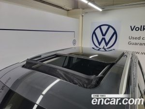 Volkswagen Tiguan 2.0 TDI Prestige 2023 года из Южной Кореи