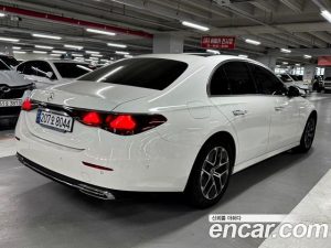 Mercedes-Benz E-Class E200 Avantgarde 2025 года из Южной Кореи
