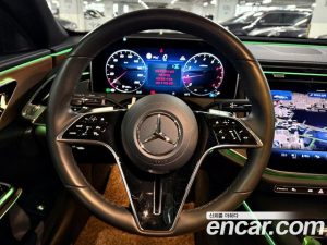 Mercedes-Benz E-Class E200 Avantgarde 2025 года из Южной Кореи