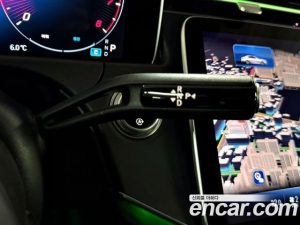 Mercedes-Benz E-Class E200 Avantgarde 2025 года из Южной Кореи