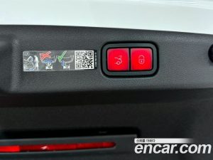 Mercedes-Benz E-Class E200 Avantgarde 2025 года из Южной Кореи