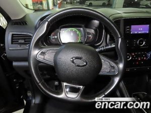 Renault-KoreaSamsung QM6 Quest 2.0 LPe SE 2WD 2024 года из Южной Кореи