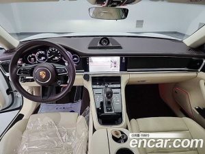Porsche Panamera 2.9 AWD 2023 года из Южной Кореи