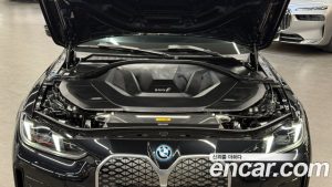 BMW i4 eDrive40 M Sport 2025 года из Южной Кореи