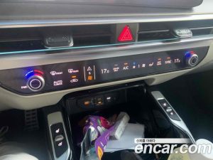 Kia Sorento HEV 1.6 2WD 2024 года из Южной Кореи