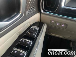 Kia Sorento HEV 1.6 2WD 2024 года из Южной Кореи