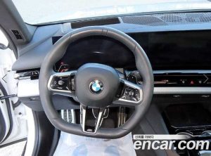 BMW 5-Series 520i M Sport 2024 года из Южной Кореи