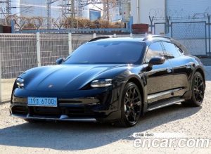 Porsche Taycan Turbo CROSS TURISMO 2024 года из Южной Кореи