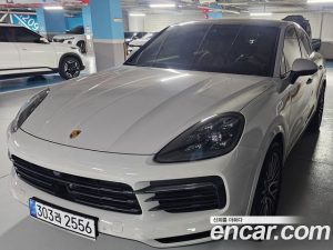Porsche Cayenne 3.0 Coupe 2022 года из Южной Кореи
