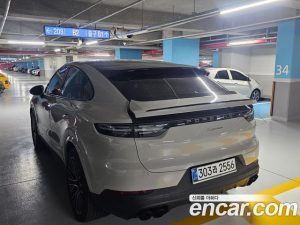 Porsche Cayenne 3.0 Coupe 2022 года из Южной Кореи