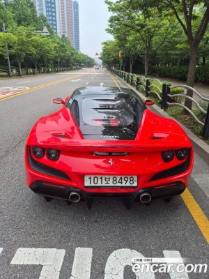 Ferrari F8 3.9 V8 2022 года из Южной Кореи