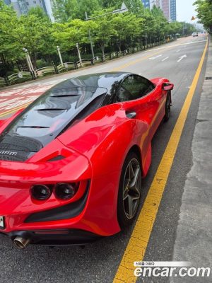 Ferrari F8 3.9 V8 2022 года из Южной Кореи