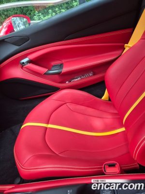 Ferrari F8 3.9 V8 2022 года из Южной Кореи