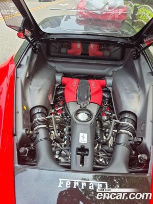 Ferrari F8 3.9 V8 2022 года из Южной Кореи