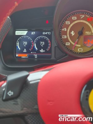 Ferrari F8 3.9 V8 2022 года из Южной Кореи