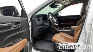 Renault-KoreaSamsung QM6 2.0 LPe RE Signature 2WD 2023 года из Южной Кореи