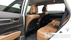 Renault-KoreaSamsung QM6 2.0 LPe RE Signature 2WD 2023 года из Южной Кореи