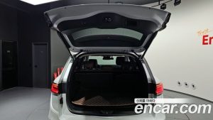 Renault-KoreaSamsung QM6 2.0 LPe RE Signature 2WD 2023 года из Южной Кореи