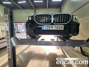 BMW 5-Series 530i xDrive 2024 года из Южной Кореи