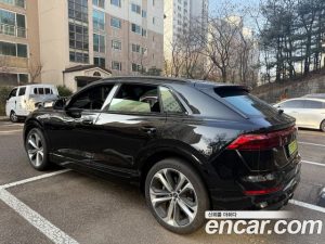 Audi Q8 55 TFSI 4WD Premium 2025 года из Южной Кореи