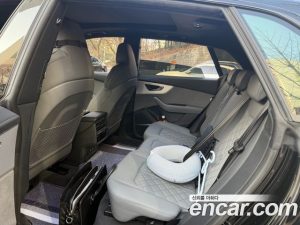 Audi Q8 55 TFSI 4WD Premium 2025 года из Южной Кореи