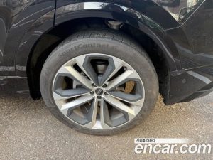 Audi Q8 55 TFSI 4WD Premium 2025 года из Южной Кореи