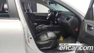 Renault-KoreaSamsung XM3 1.6 GTe RE 2023 года из Южной Кореи