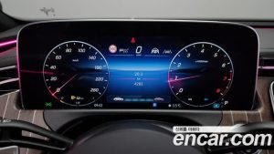 Mercedes-Benz E-Class E300 4MATIC Exclusive 2024 года из Южной Кореи