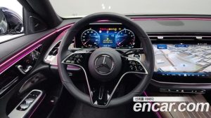 Mercedes-Benz E-Class E300 4MATIC Exclusive 2024 года из Южной Кореи